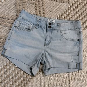 MUDD FLX Stretch Denim Shorts / Jean Shorts Size 9 / Double Button Fly /LIKE NEW
